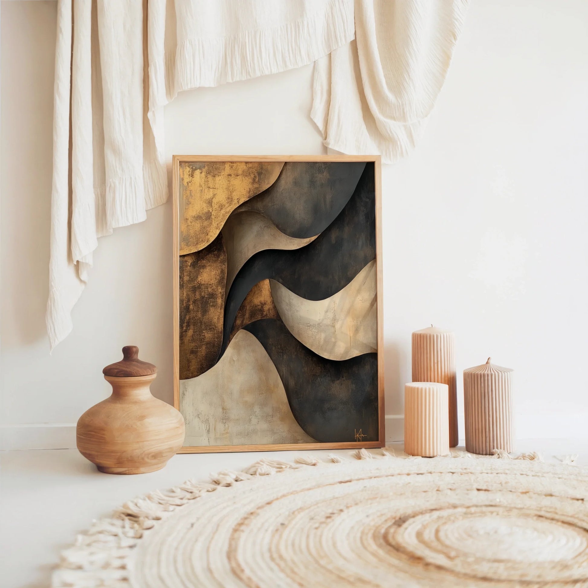 Bronze Metallic Layered Crescents Dining Room in room